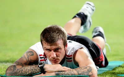 米兰电竞评论-欧冠记忆：C罗对马竞大四喜